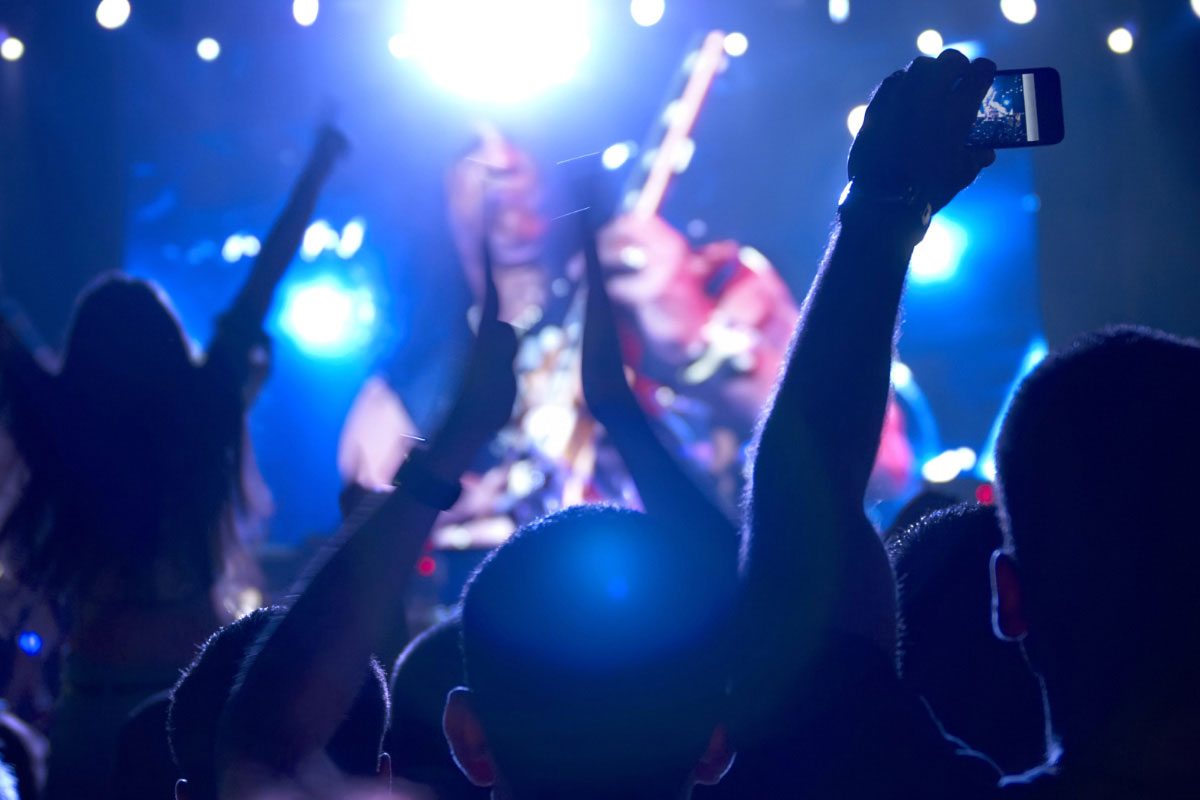 ClipAilse  Live Concert Videos With Amazing Sound